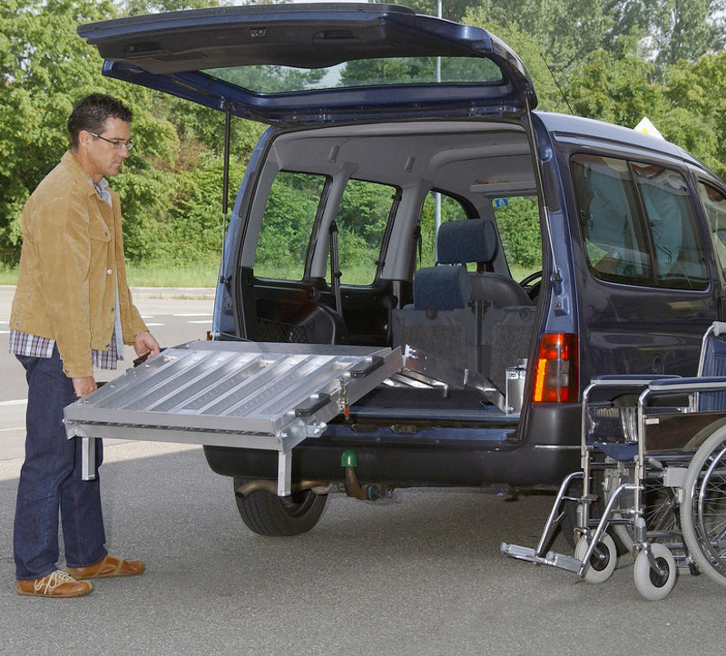 Altec 3-delt læsserampe til køretøjer med lav indvendig højde - 2700 x 825 mm - 350 kg