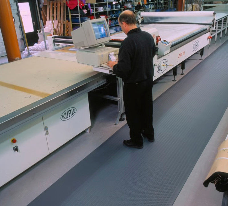 Aflastningsmåtte - hel rulle 18,3 meter - fås i 3 bredder - Airug 410