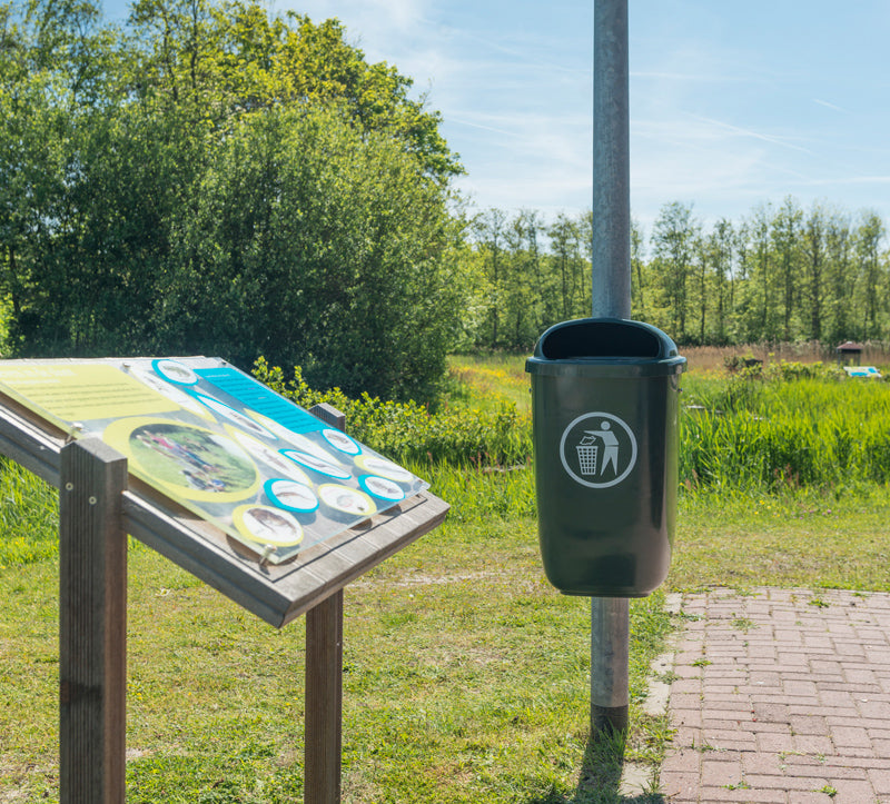 Grøn Affaldskurv 50 liter komplet med låg og beslag
